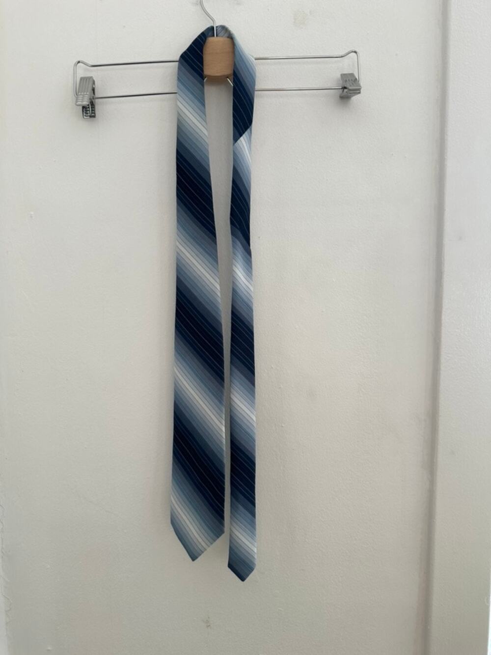 GIVENCHY Men's Blue Silk Blend Tie